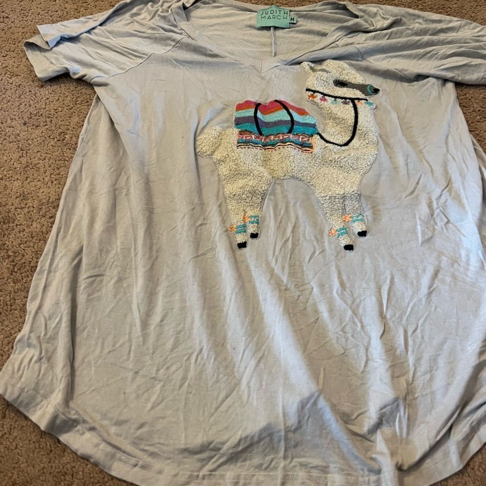 Judith march medium tee - Picture 3 of 8